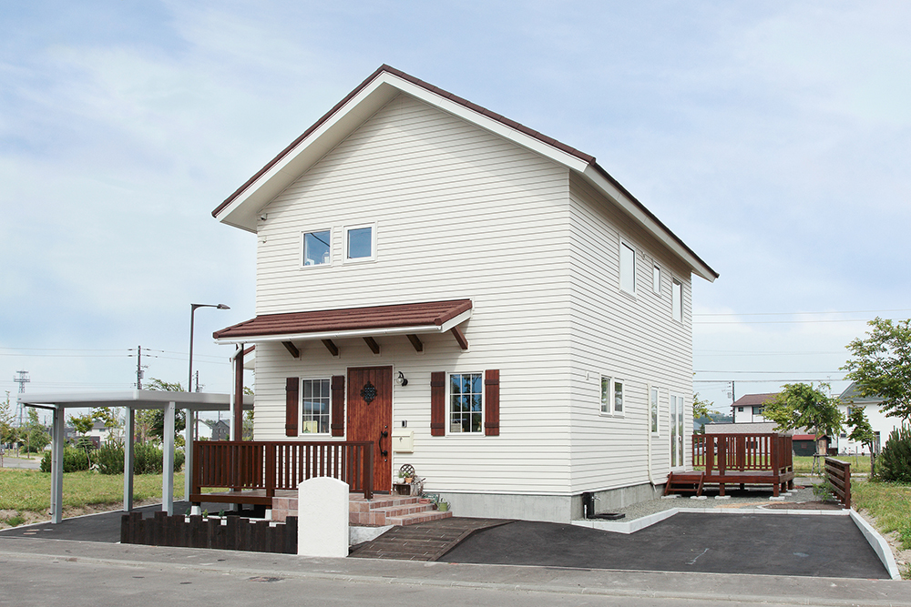 プロヴァンスの風を感じる理想の住まい/Ａ様邸（札幌市厚別区）