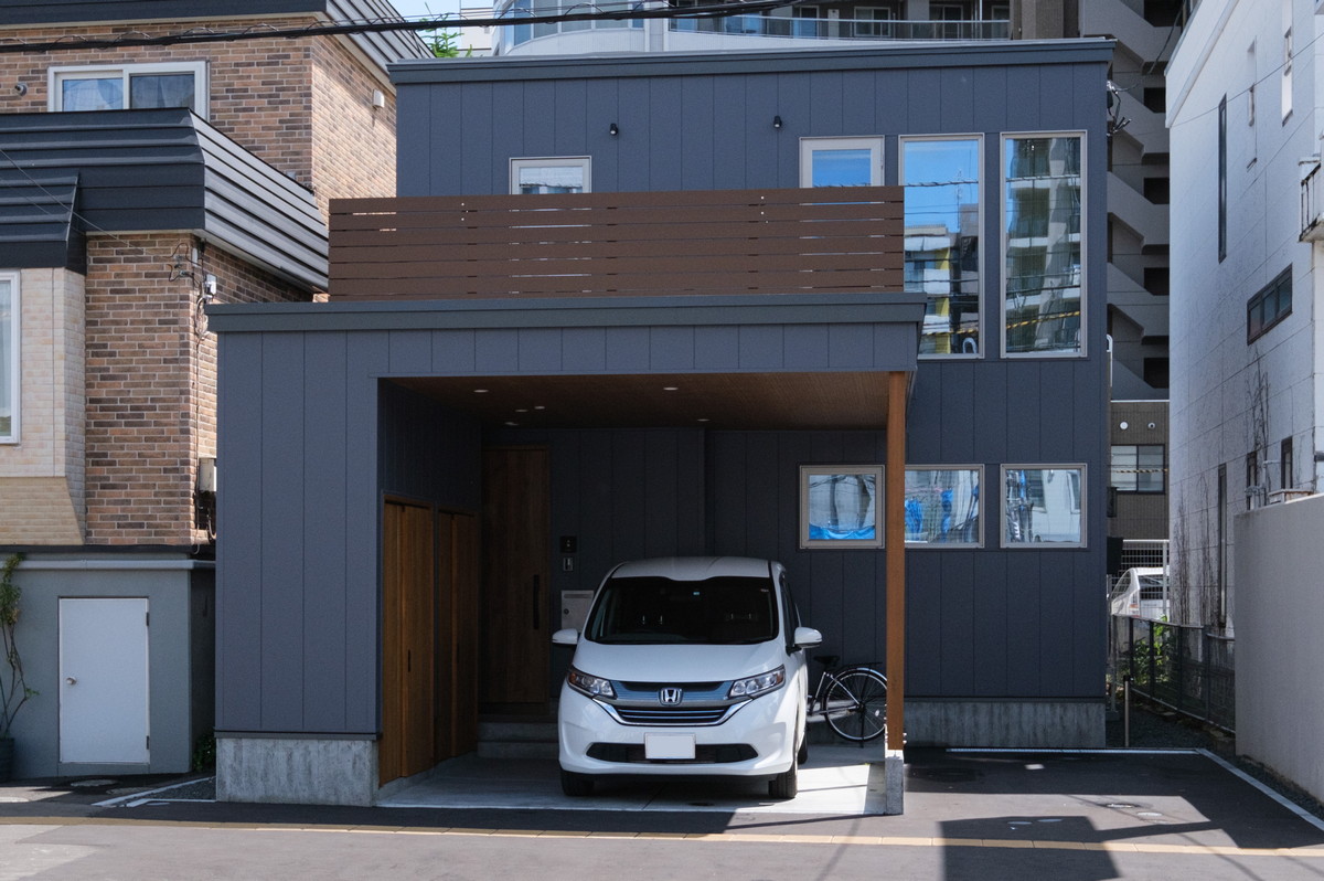 街中でも開放感ある2階リビングの家/K様邸(札幌市中央区)